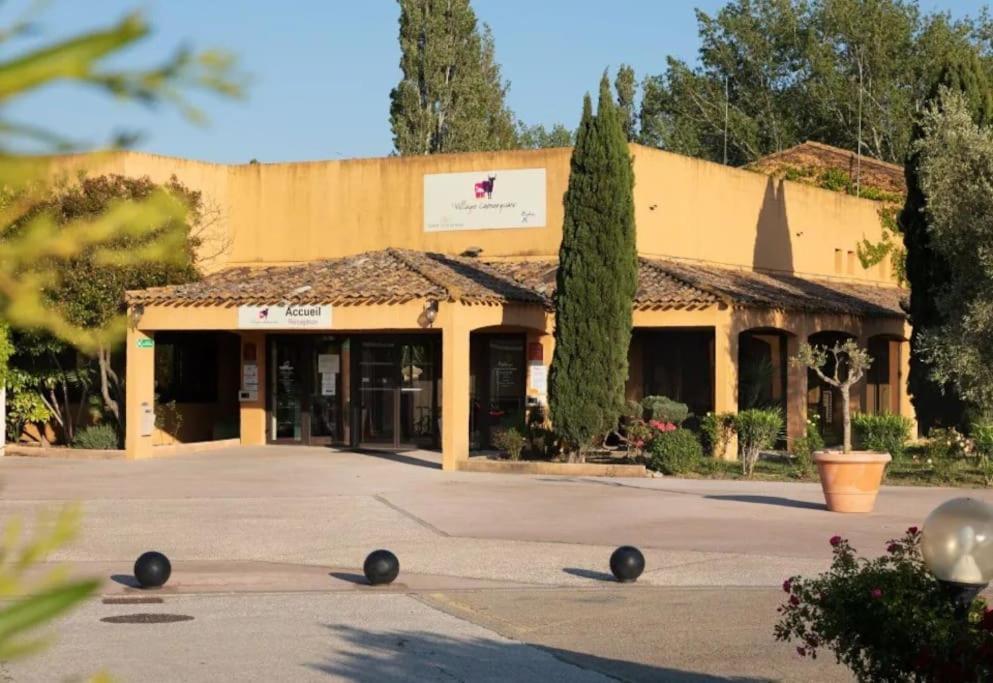Appartement Residence Vacances Amandier Arles Ngoại thất bức ảnh